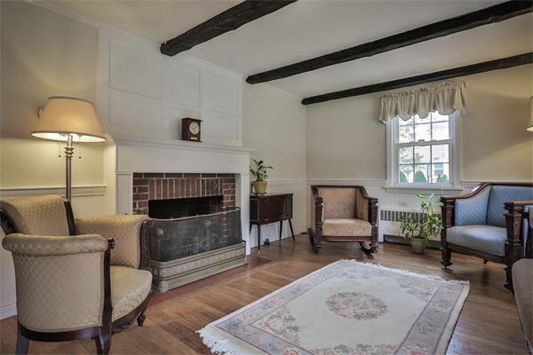15 Dunster Road Bedford, MA 01730 - Photo 2 of 17 Gallery Image 2