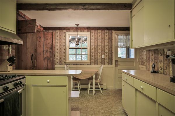 15 Dunster Road Bedford, MA 01730 - Photo 6 of 17 Gallery Image 6