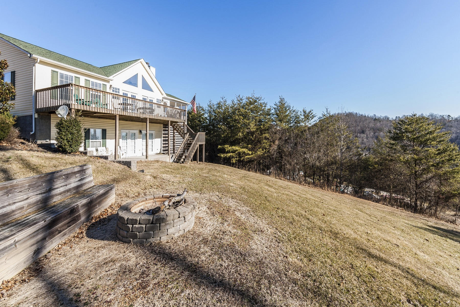277 Mariner Point Road La Follette, TN 37766 - Photo 14 of 18 o (2)