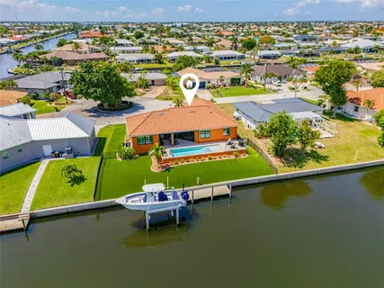 $899,000 | 470 Sorrento Court, Punta Gorda, FL 33950