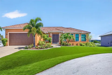 $899,000 | 470 Sorrento Court, Punta Gorda, FL 33950