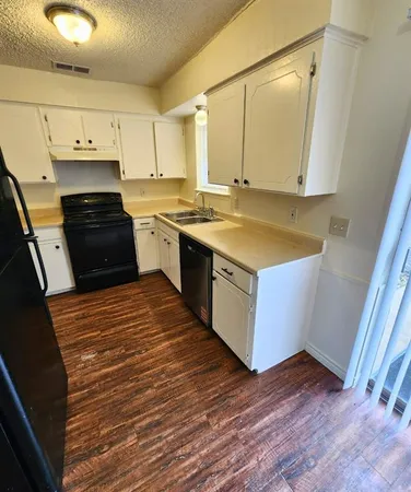 $1,800 | 3022 Kyle Road, Rowlett, TX 75088