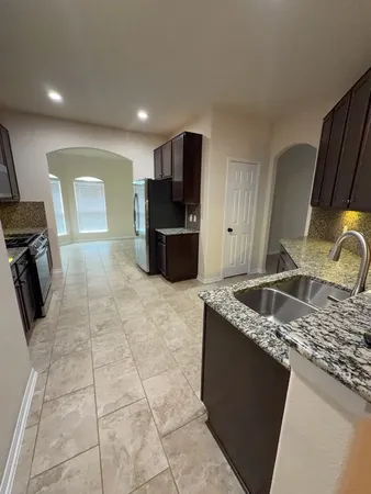 $2,350 | 15018 Signal Ridge Way, Cypress, TX 77429