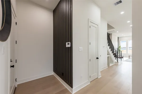 $719,000 | 1122 East 27th Street, Unit B, Houston, TX 77009