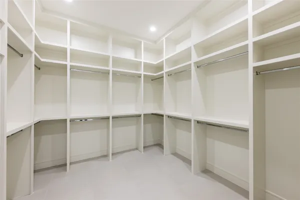 $719,000 | 1122 East 27th Street, Unit B, Houston, TX 77009