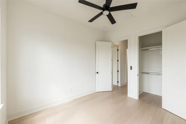 $719,000 | 1122 East 27th Street, Unit B, Houston, TX 77009