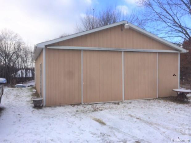 10389 Denton Hill Road Fenton, MI 48430 - Photo 13 of 14 IMG_9234.JPG