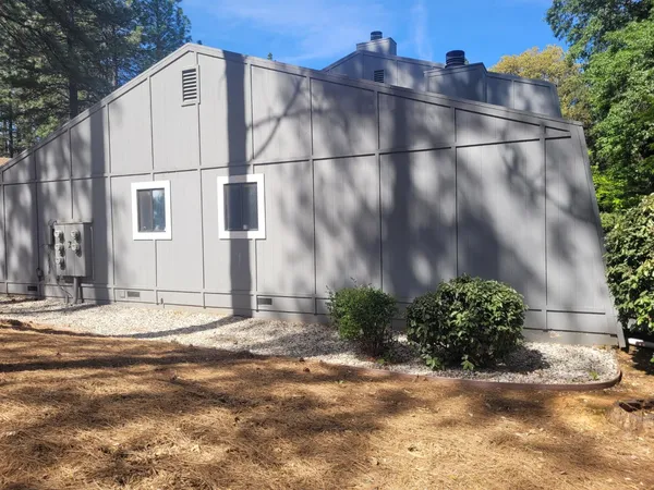 $295,000 | 15444 Kingsbury Circle, Grass Valley, CA 95949