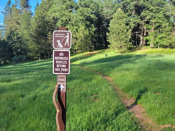 $295,000 | 15444 Kingsbury Circle, Grass Valley, CA 95949