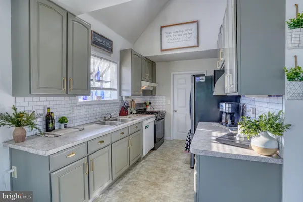 $429,000 | 130 Cooper Avenue, Frederica, DE 19946