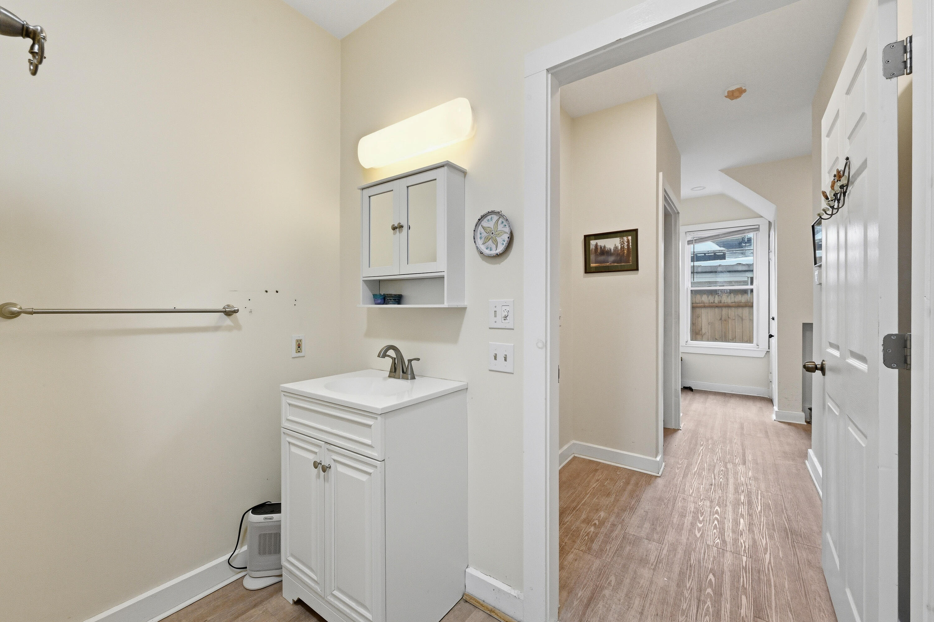 10 Pleasant Street Brunswick, ME 04011 - Photo 13 of 31 Bath Unit 1