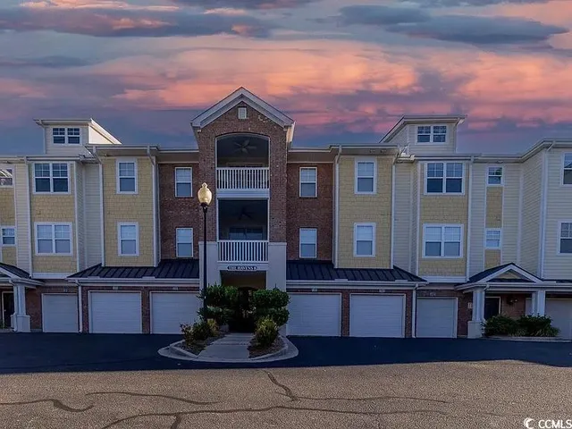 $2,100 | 6203 Catalina Drive, Unit BUILDING 8 815, North Myrtle Beach, SC 29582