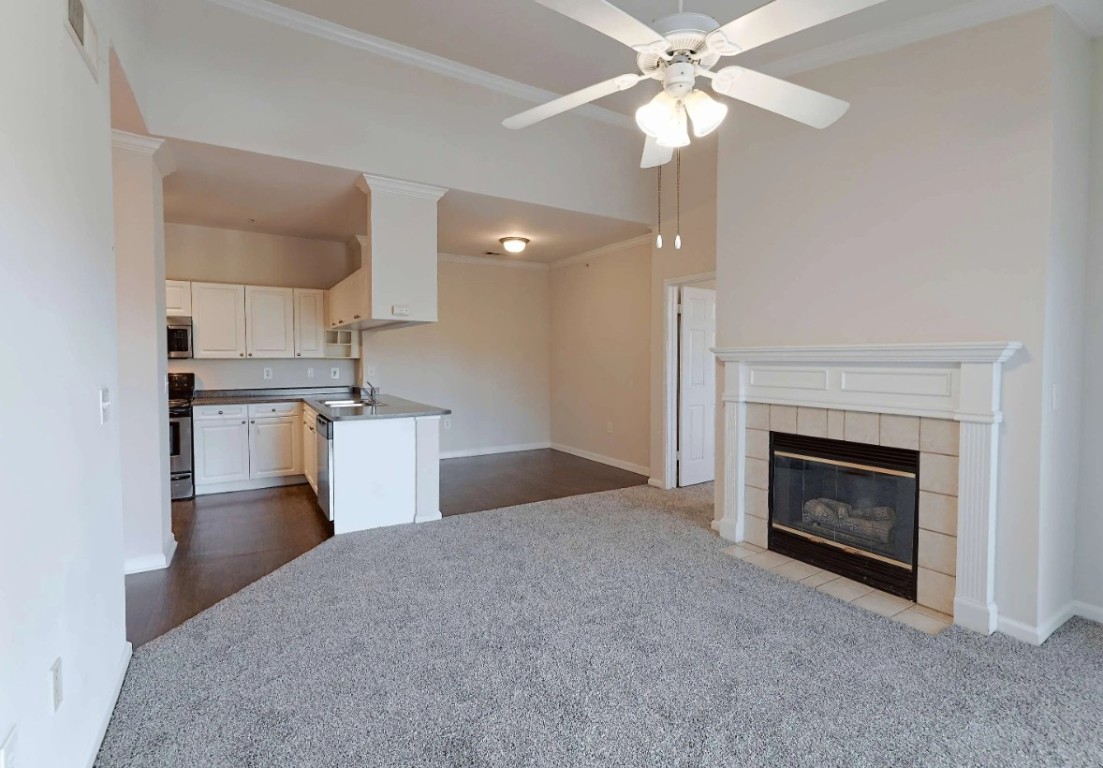 10505 South I-35 Frontage Road, Unit 2432 Austin, TX 78747 - Photo 12 of 22 Up to 6 weeks free on select units!