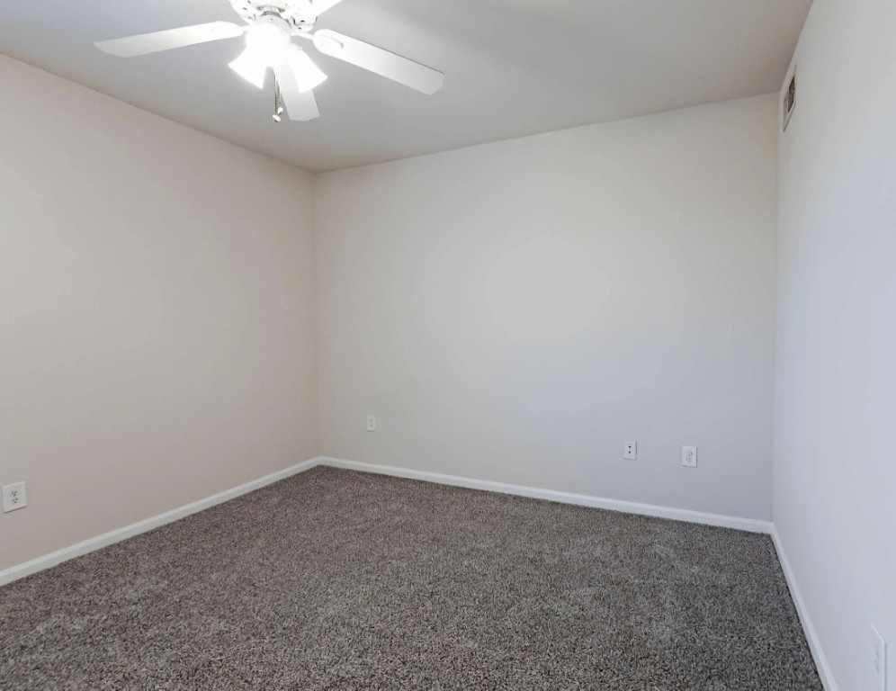 10505 South I-35 Frontage Road, Unit 2432 Austin, TX 78747 - Photo 19 of 22 Up to 6 weeks free on select units!