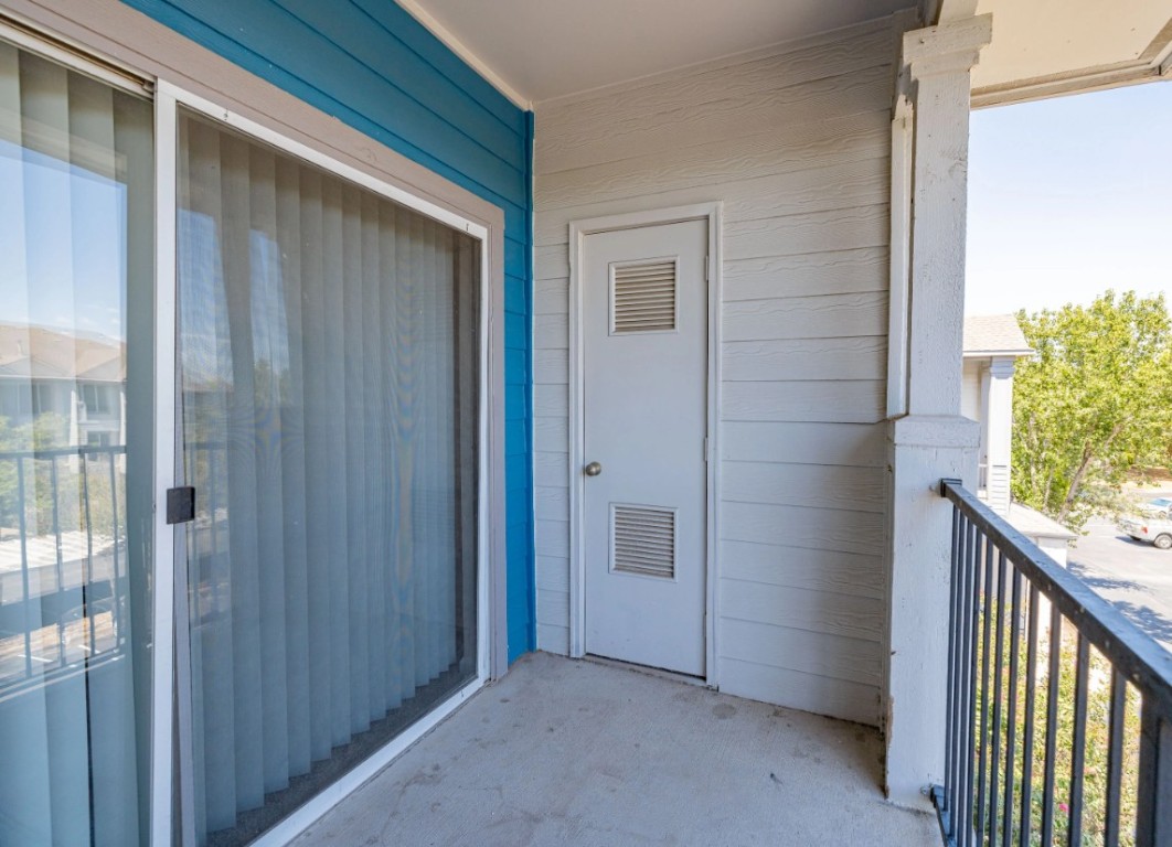 10505 South I-35 Frontage Road, Unit 2432 Austin, TX 78747 - Photo 22 of 22 Up to 6 weeks free on select units!