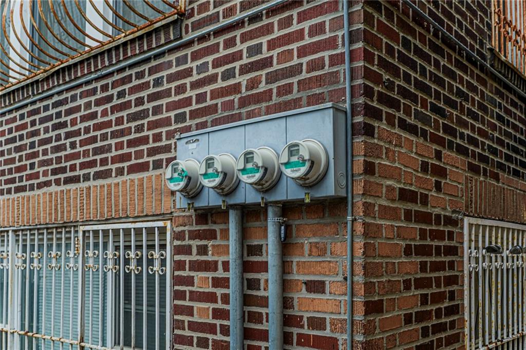 217 Brighton 1st Lane Brooklyn, NY 11235 - Photo 4 of 24 a close up of a mirror