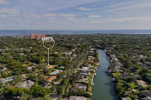 $7,500,000 | 6520 San Vicente Street, Coral Gables, FL 33146
