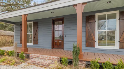 $374,900 | 601 Marie Antoinette Street, Lafayette, LA 70506