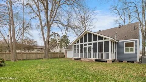 $374,900 | 601 Marie Antoinette Street, Lafayette, LA 70506