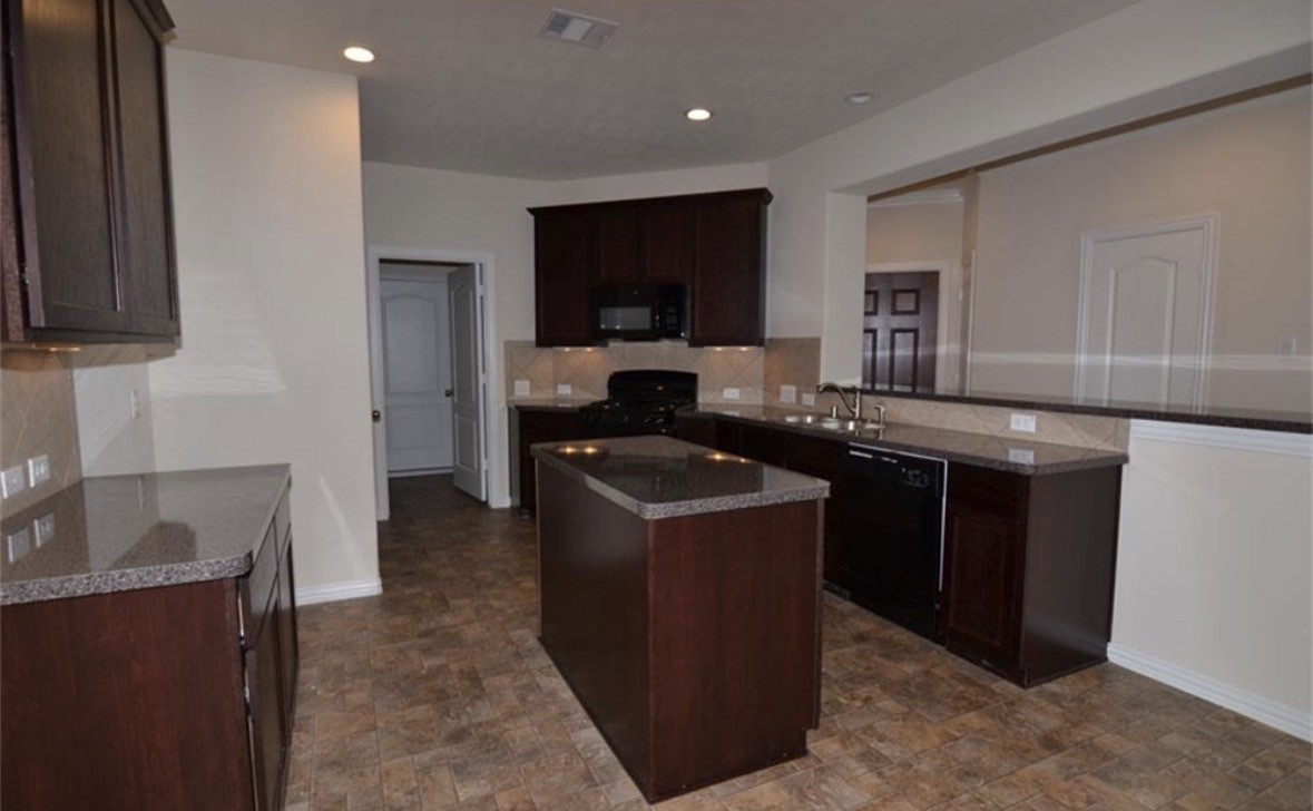 5108 Dartmoor Ridge Trail Houston, TX 77066 - Photo 7 of 10