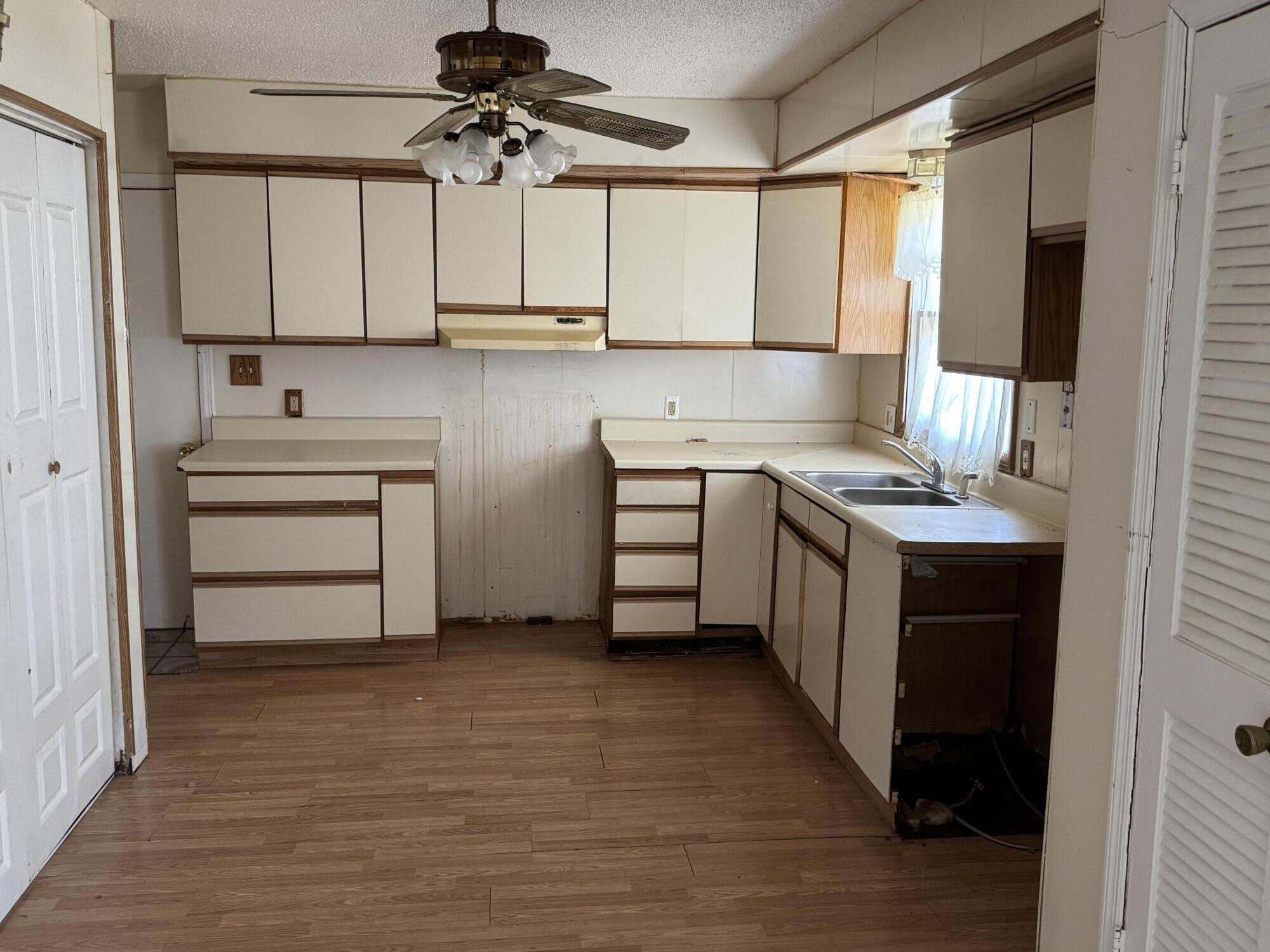 2456 Kurt Road Benton Harbor, MI 49022 - Photo 7 of 23 Kitchen