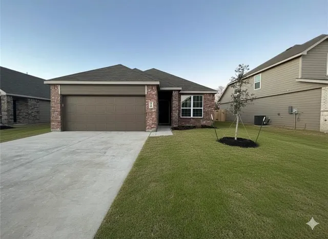 $285,000 | 8120 Sycamore Brook Drive, Fort Worth, TX 76123