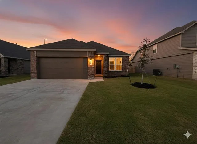 $285,000 | 8120 Sycamore Brook Drive, Fort Worth, TX 76123