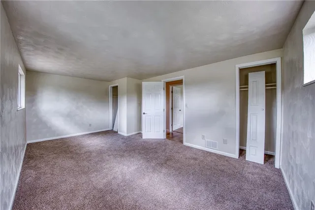 a view of empty room