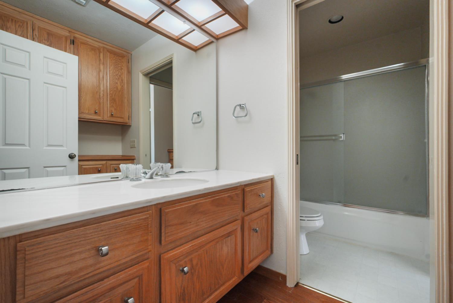 230 West Rumble Road, Unit B Modesto, CA 95350 - Photo 16 of 24