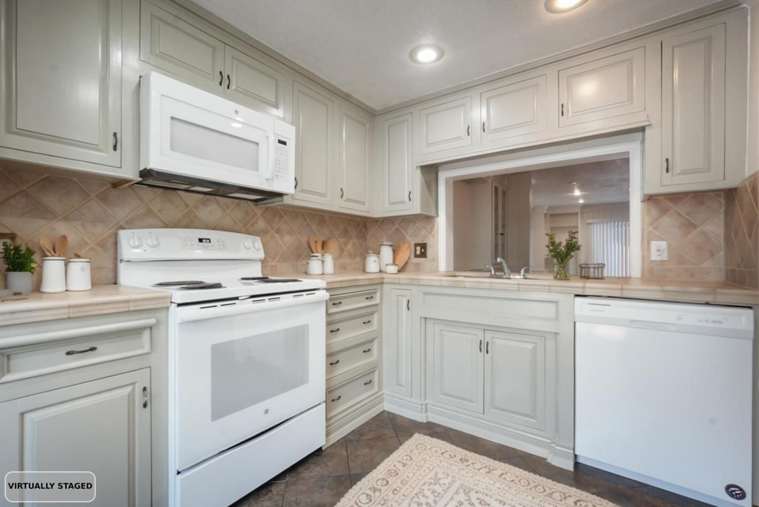 230 West Rumble Road, Unit B Modesto, CA 95350 - Photo 9 of 24