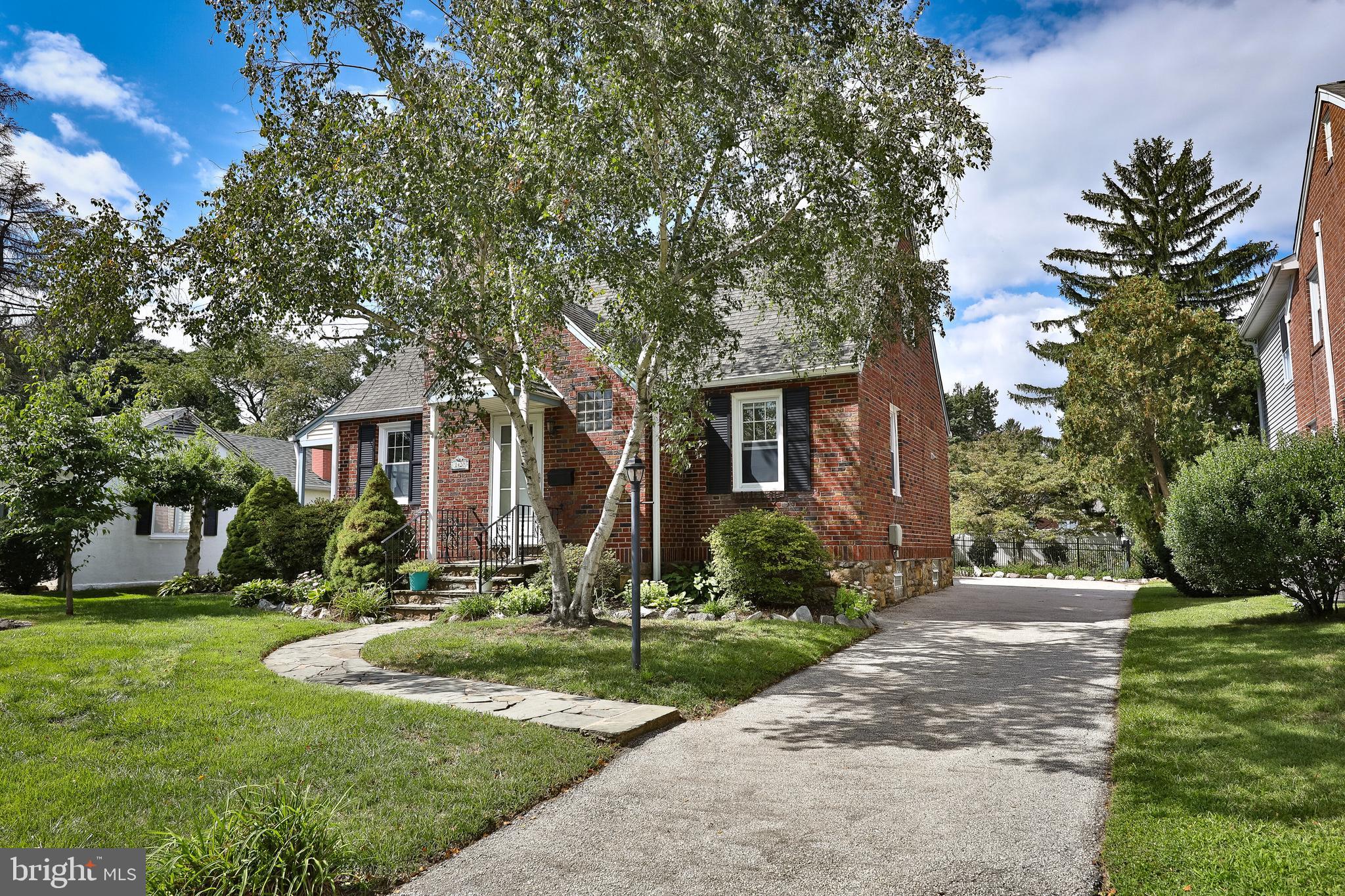 1420 Dorchester Road Havertown, PA 19083 - Photo 2 of 40 Gallery Image 2