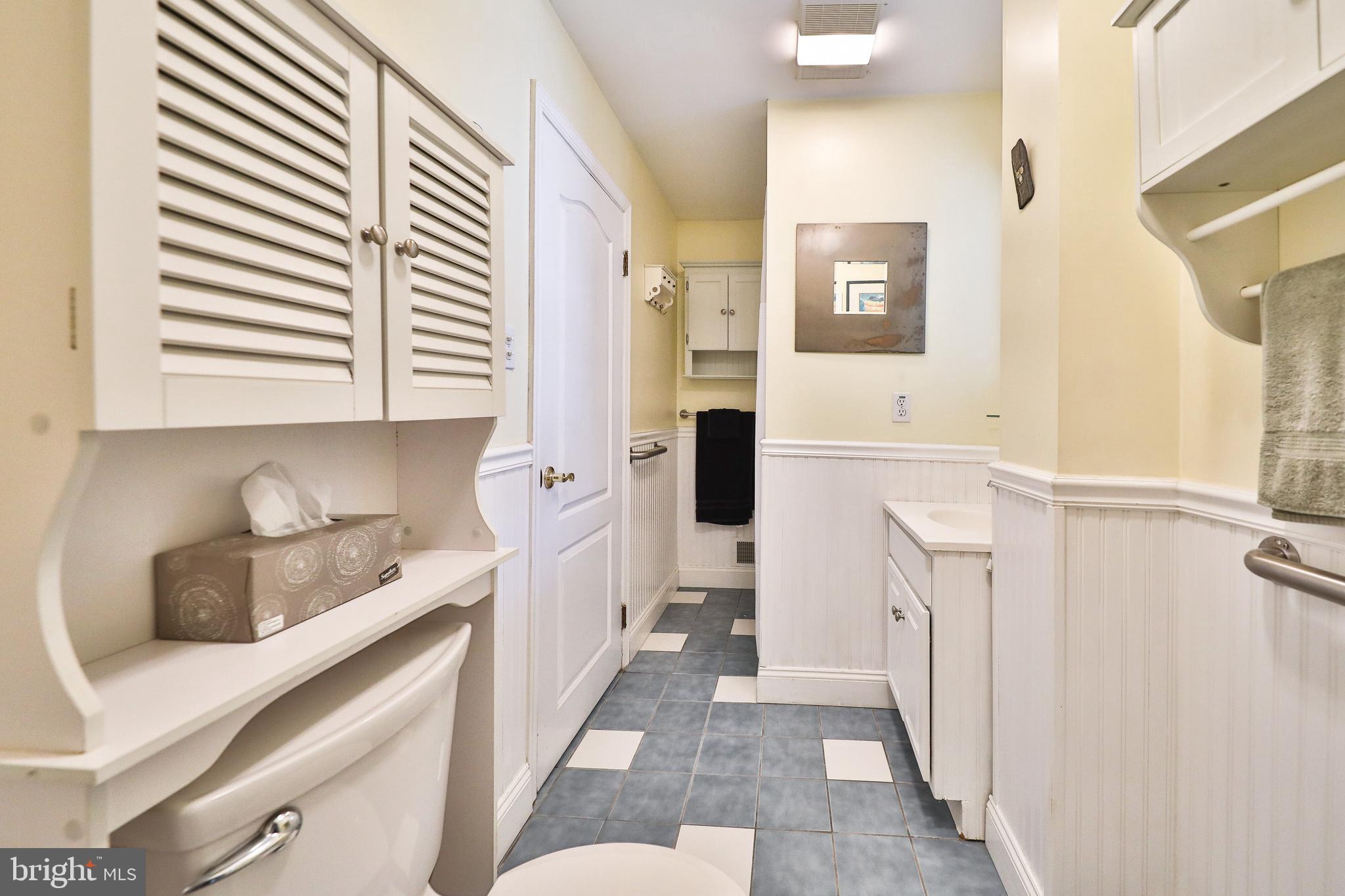 1420 Dorchester Road Havertown, PA 19083 - Photo 17 of 40 Gallery Image 17