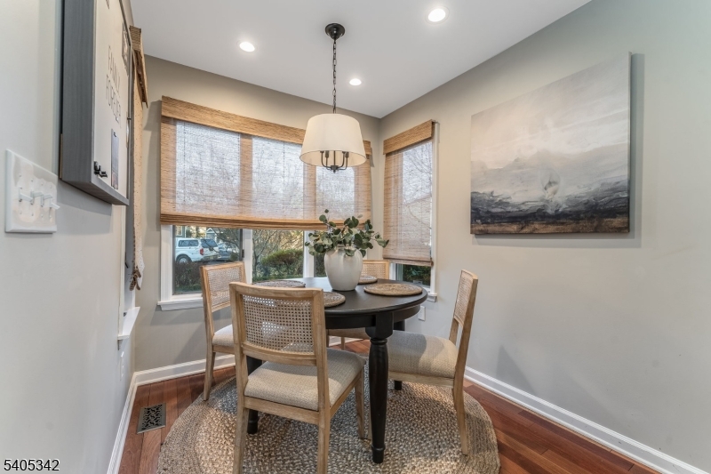 29 Inverrary Place Annandale, NJ 08801 - Photo 3 of 28