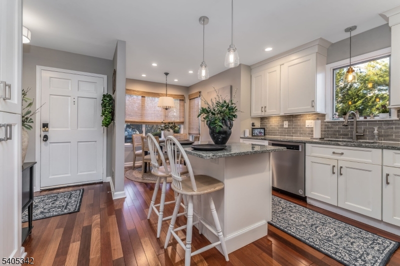 29 Inverrary Place Annandale, NJ 08801 - Photo 7 of 28