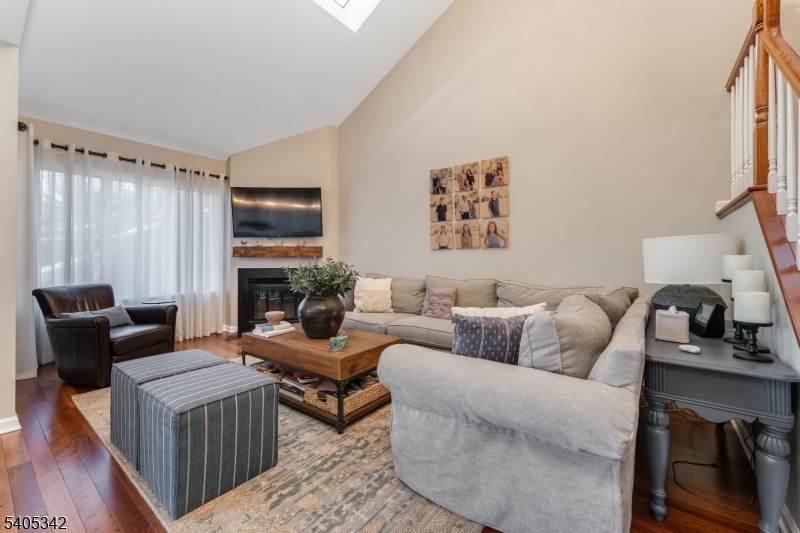 29 Inverrary Place Annandale, NJ 08801 - Photo 10 of 28