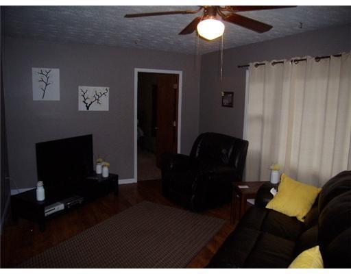 3243 Troy Road Springfield, OH 45504 - Photo 8 of 13