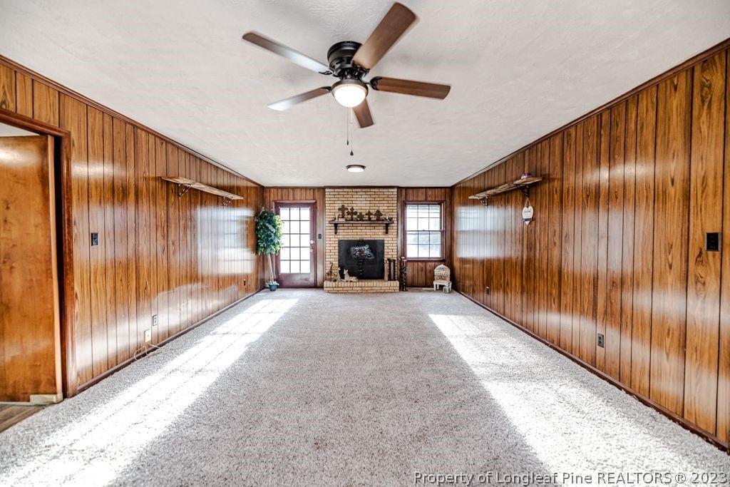 634 Richmond Road Rockingham, NC 28379 - Photo 5 of 40 a view of livingroom with hardwood floor