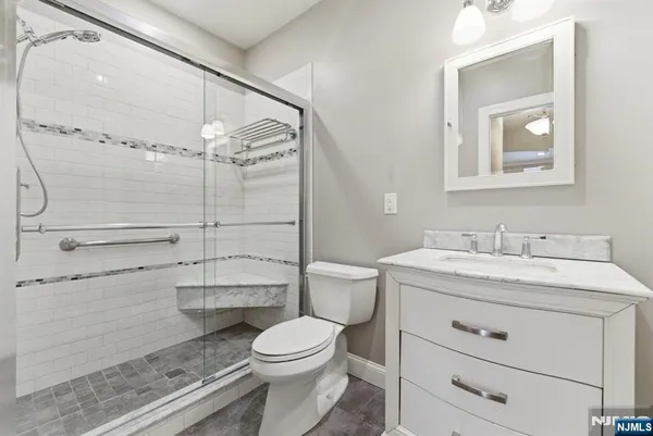 $3,200 | 113 Oak Street, Unit 1, Ridgewood, NJ 07450