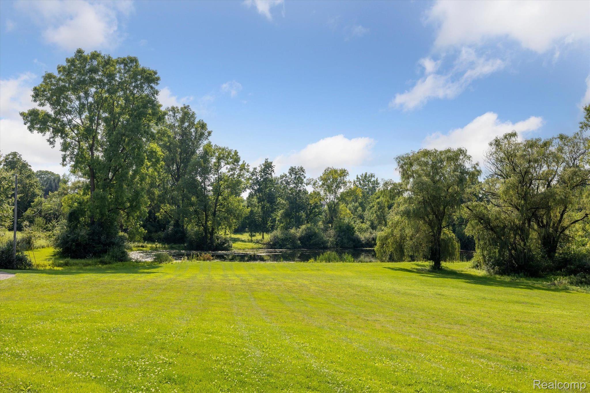 10205 Fenton Road Fenton, MI 48430 - Photo 84 of 96 Gallery Image 84