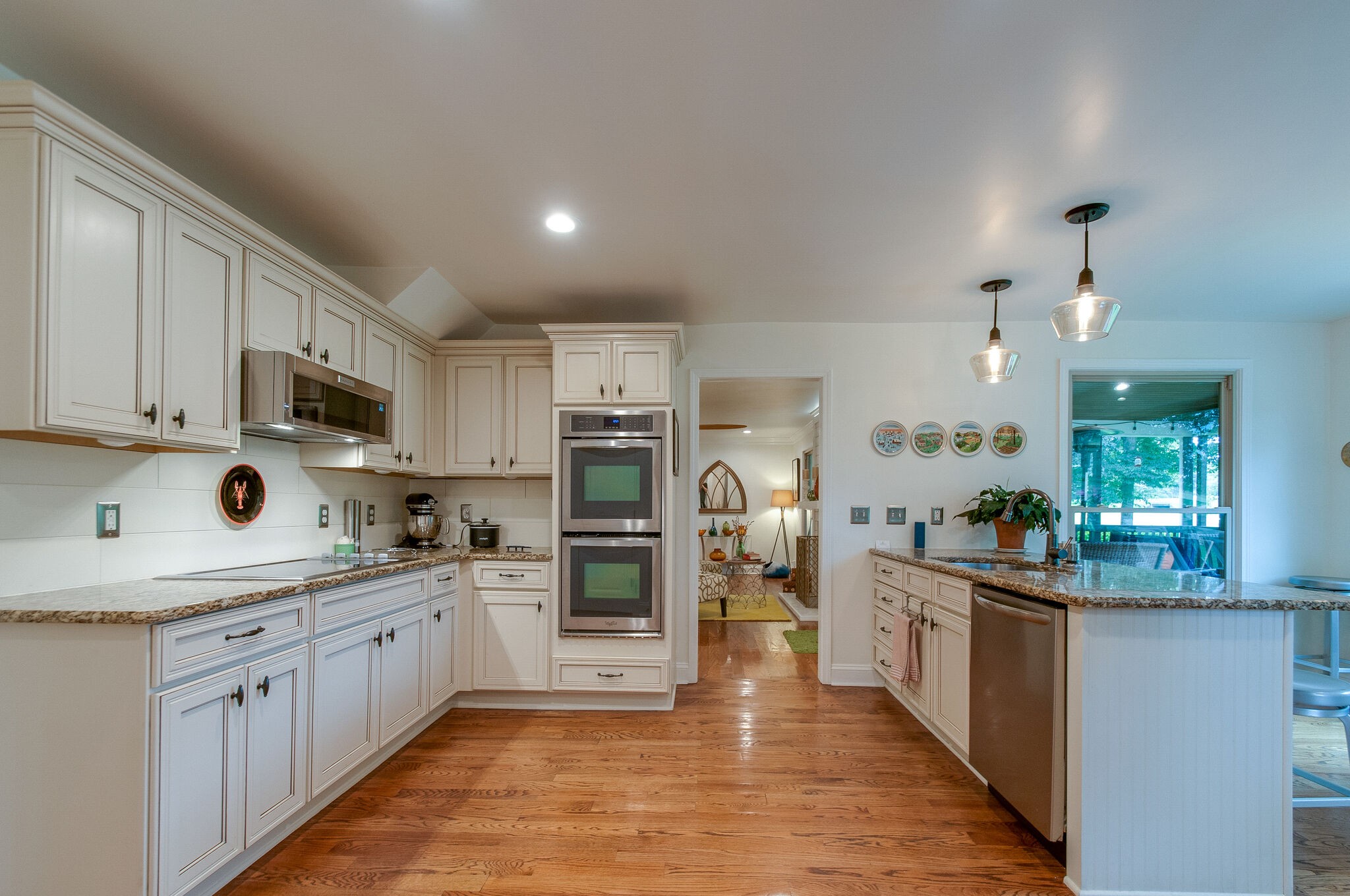 147 Baltusrol Road Franklin, TN 37069 - Photo 19 of 41 a kitchen with stainless steel appliances a refrigerator sink and cabinets