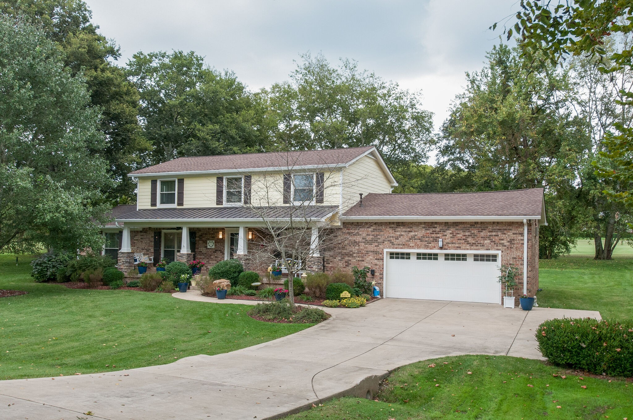 147 Baltusrol Road Franklin, TN 37069 - Photo 3 of 41 front view of a house with a yard