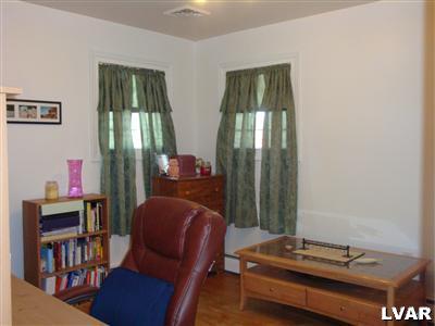 3329 Bridlepath Road Easton, PA 18045 - Photo 15 of 35 Gallery Image 15