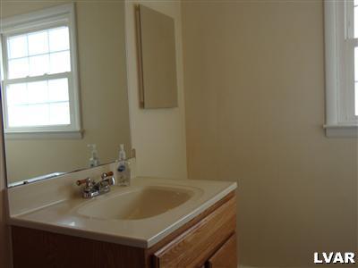 3329 Bridlepath Road Easton, PA 18045 - Photo 27 of 35 Gallery Image 27