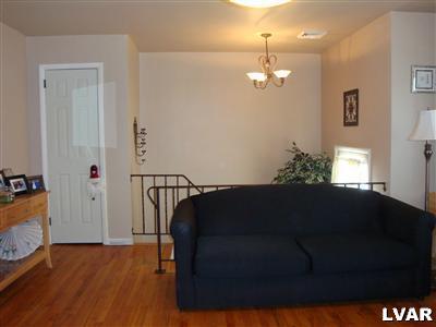 3329 Bridlepath Road Easton, PA 18045 - Photo 4 of 35 Gallery Image 4