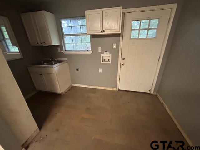 983 Nandena Road Gilmer, TX 75644 - Photo 6 of 9 a view of empty room with a sink