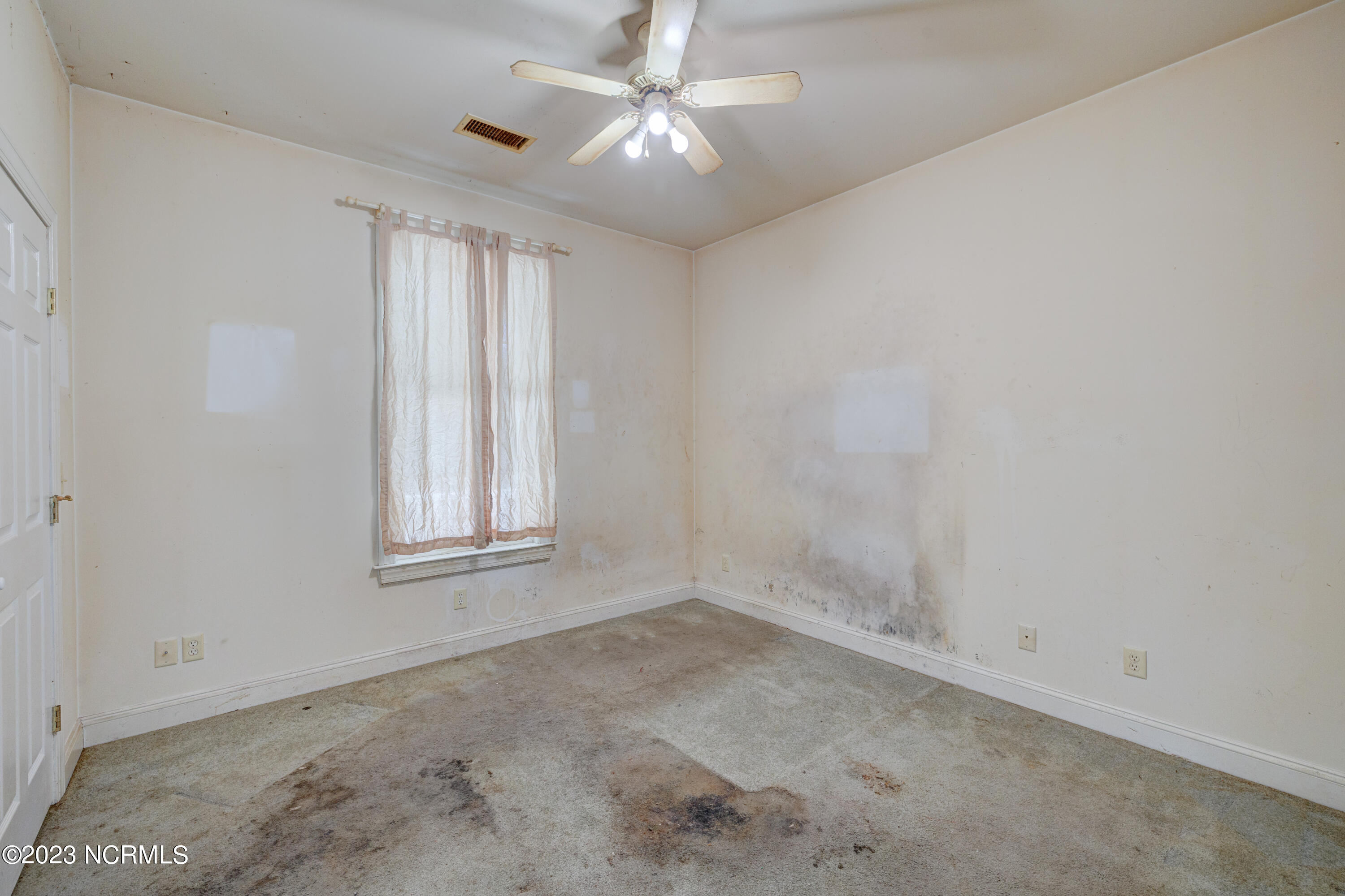 6365 Myrtle Grove Road Wilmington, NC 28409 - Photo 28 of 49 6365MyrtleGroveEdit-33
