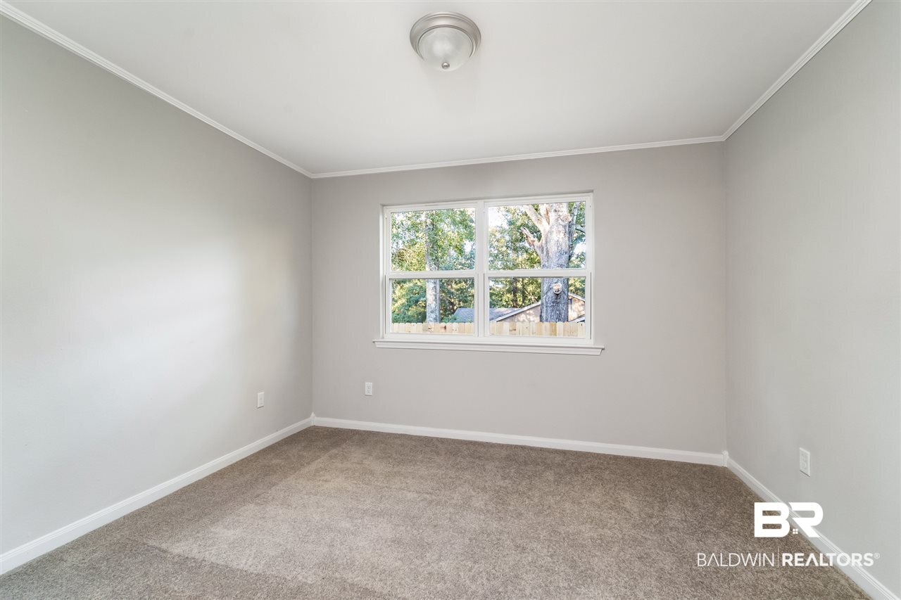 5013 Brookfield Drive North Mobile, AL 36693 - Photo 13 of 19