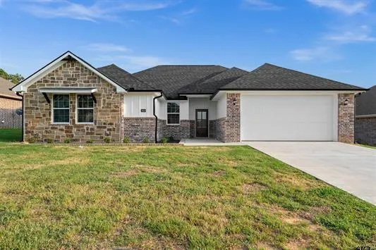 $295,500 | 113 Hay Meadow Drive, Winona, TX 75792