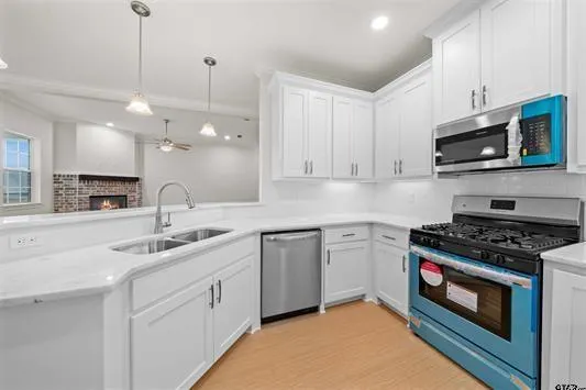 $295,500 | 113 Hay Meadow Drive, Winona, TX 75792