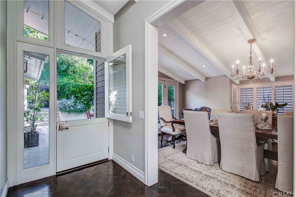 255 Emerald Bay Laguna Beach, CA 92651 - Photo 3 of 29